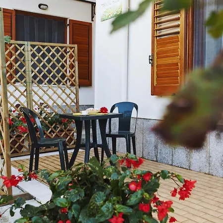 شقة Trekking House أَجيرولا